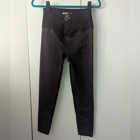 Popflex Crisscross Hourglass Leggings - Picture 1 of 8